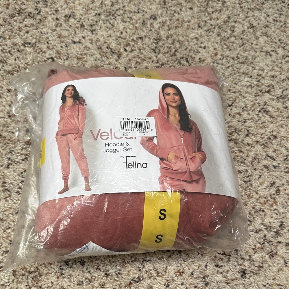 Women's Velour Hoodie & Jogger Set - Pink